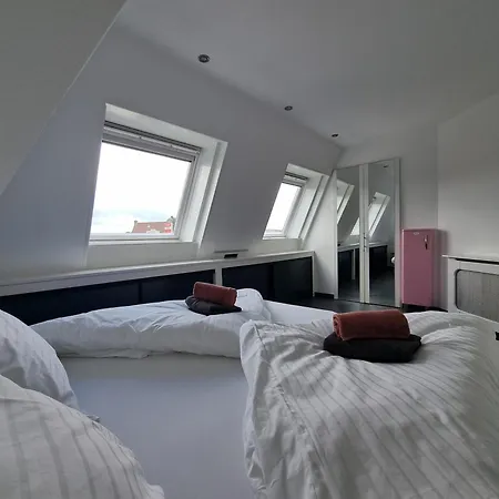 Thuis In Egmond 001 * Egmond aan Zee